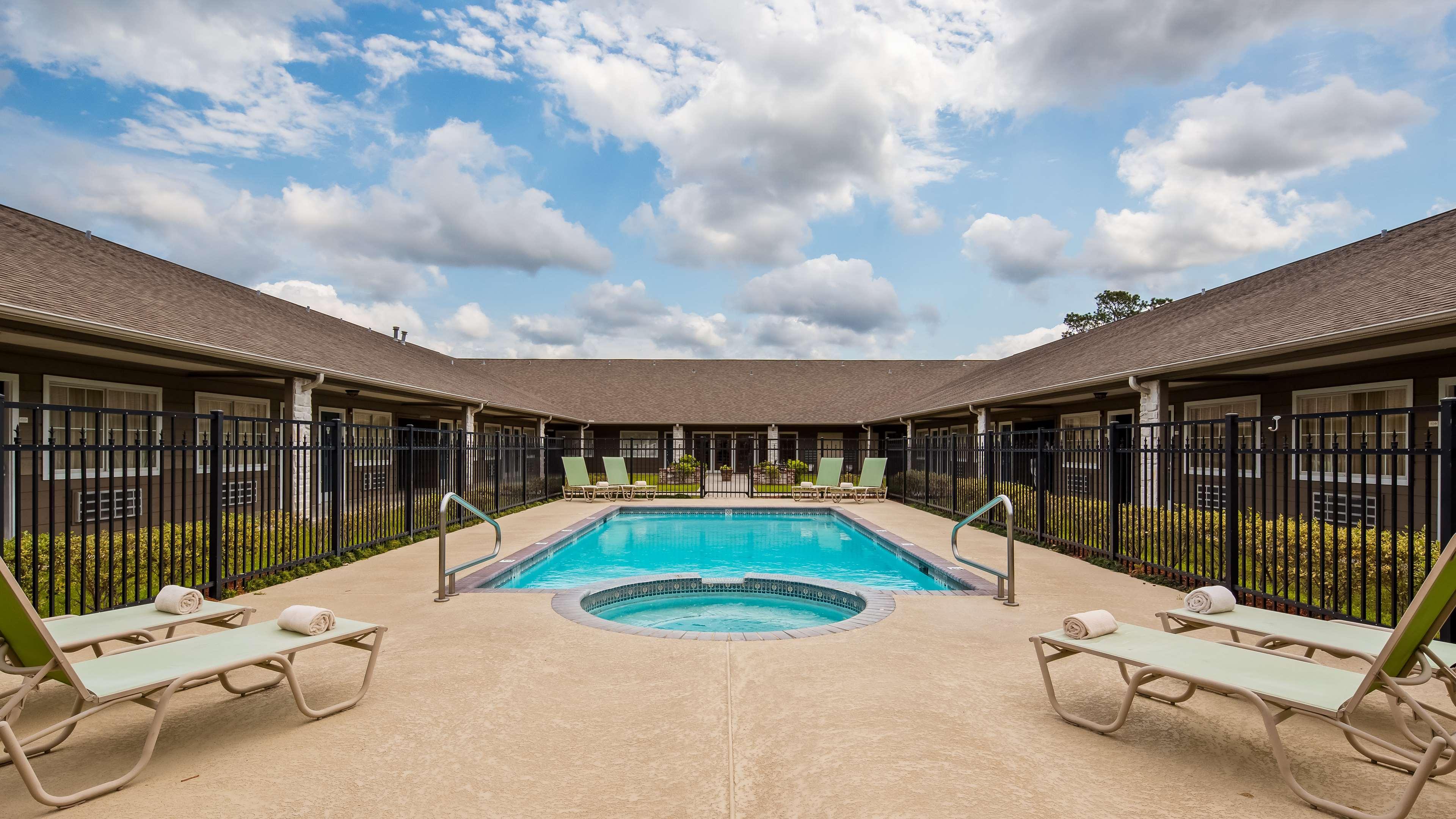 Best Western Plus Brunswick Bath Екстер'єр фото