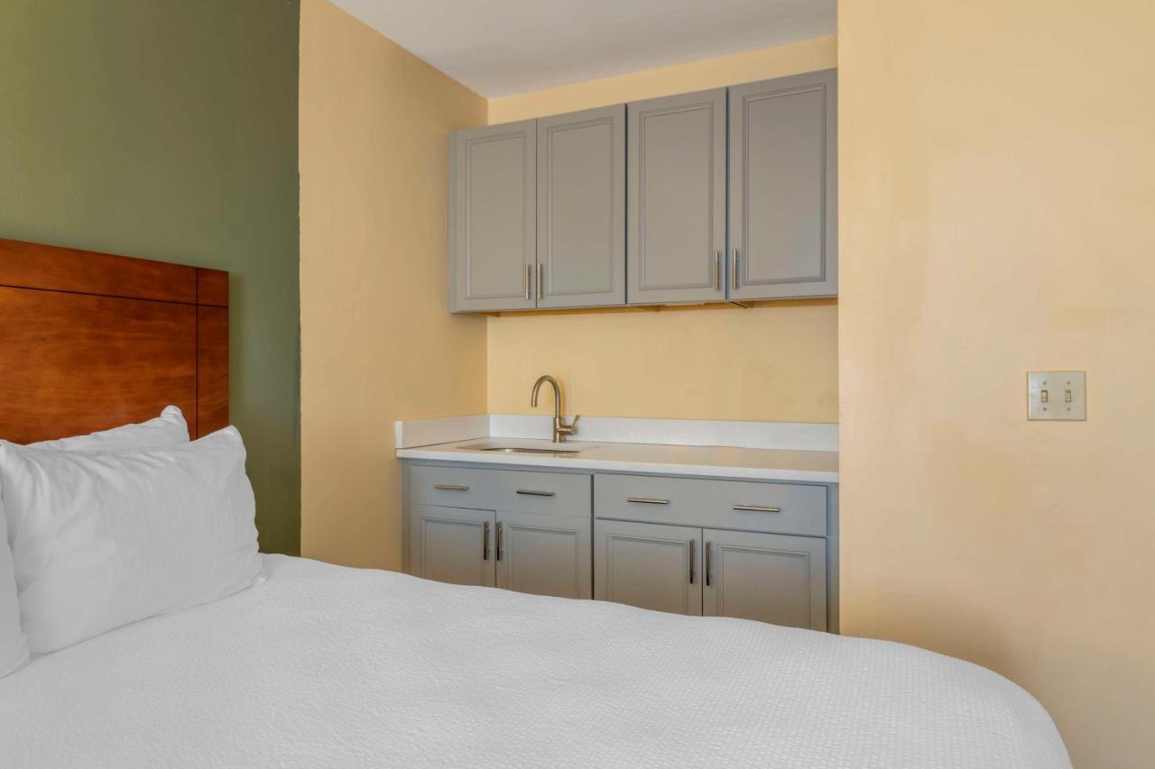 Best Western Plus Brunswick Bath Екстер'єр фото