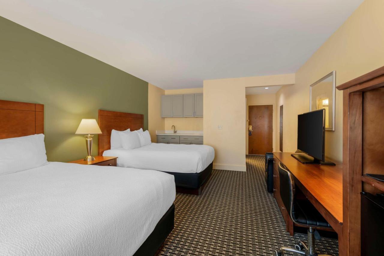 Best Western Plus Brunswick Bath Екстер'єр фото
