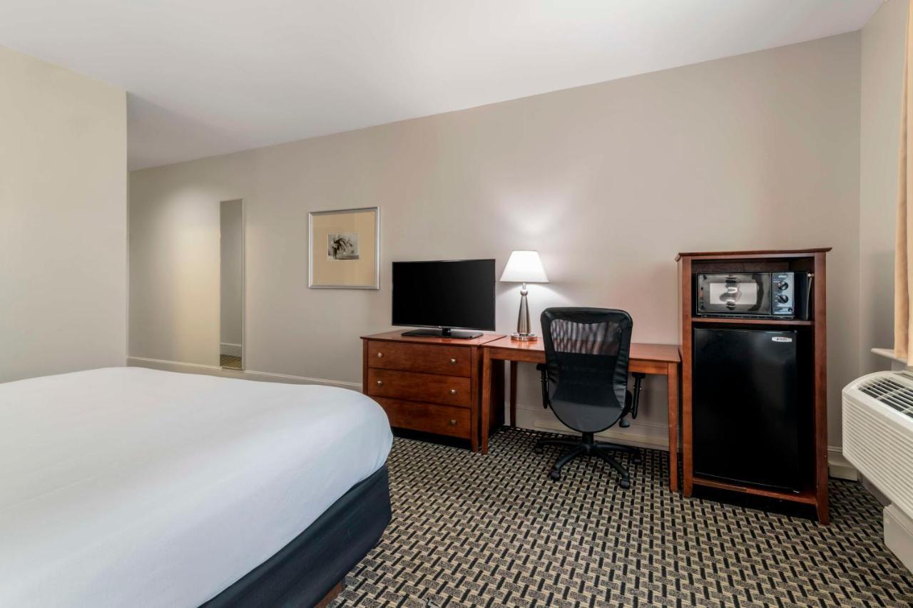 Best Western Plus Brunswick Bath Екстер'єр фото